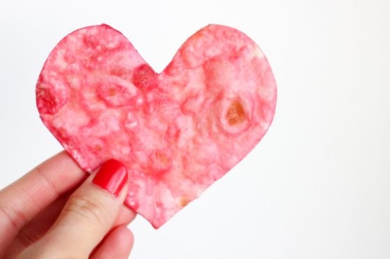 DIY Chips rouges en forme de coeur